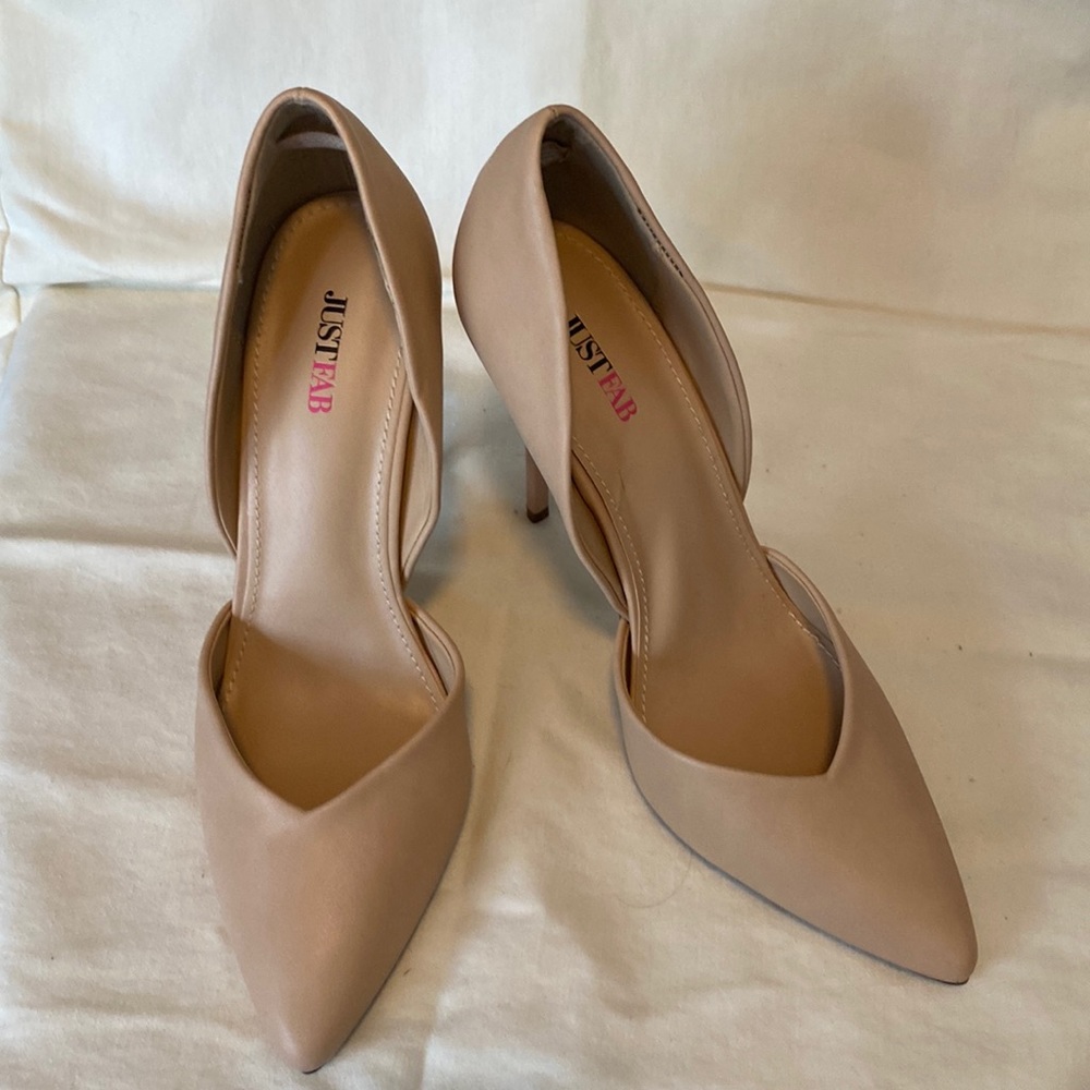 New Maggy Pumps